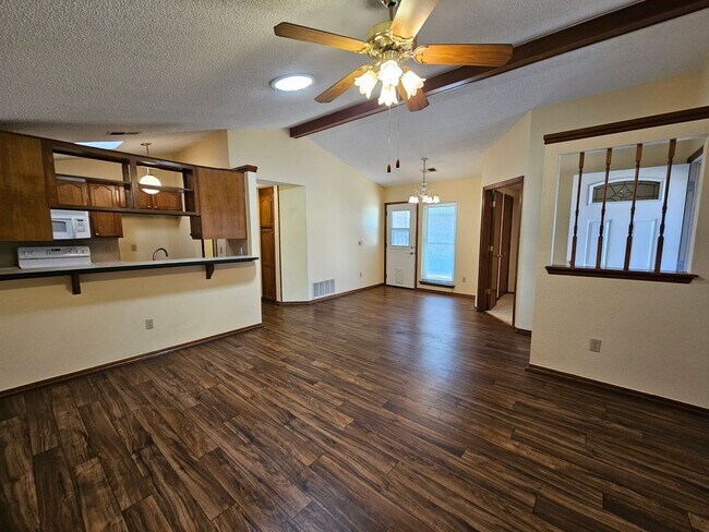 Foto del edificio - 2116 Westmore Dr