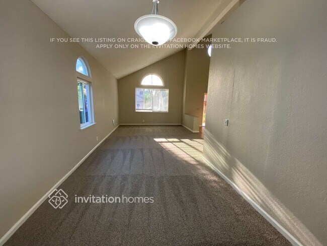 Foto del edificio - 1287 Mayfield Cir