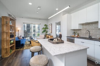 C2, 2 Bedroom Classic Scheme 1,014SF - Dining Room - Lucca Fox Valley