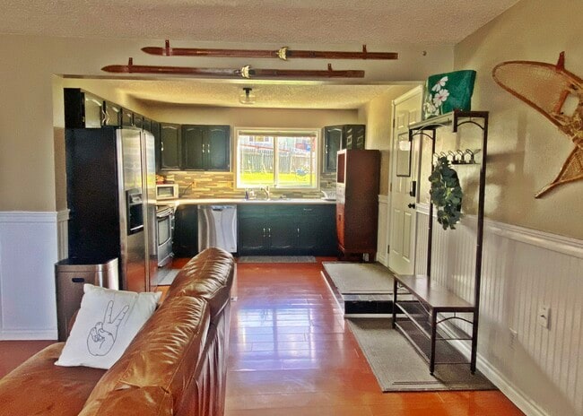 Building Photo - 9001 Shaun Landing Cir