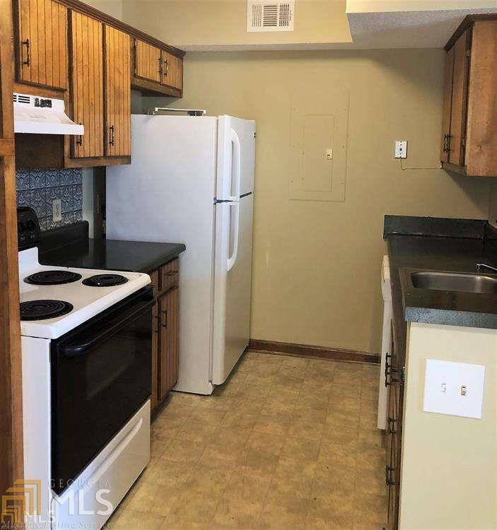 Foto del edificio - 8506 Pineland Dr