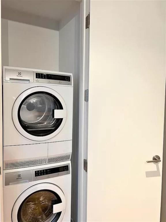 Foto del edificio - 3 bedroom in Brooklyn NY 11221