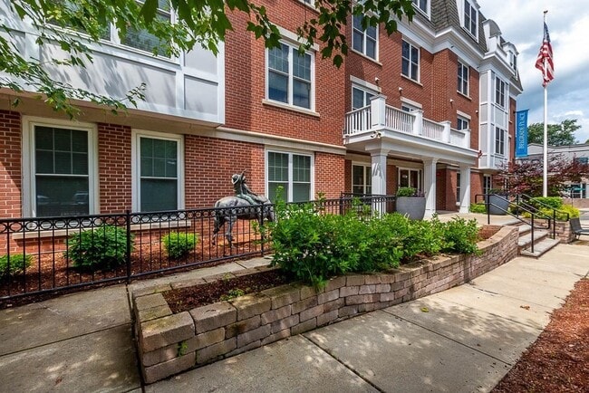 Foto del edificio - 446 Belgrade Ave