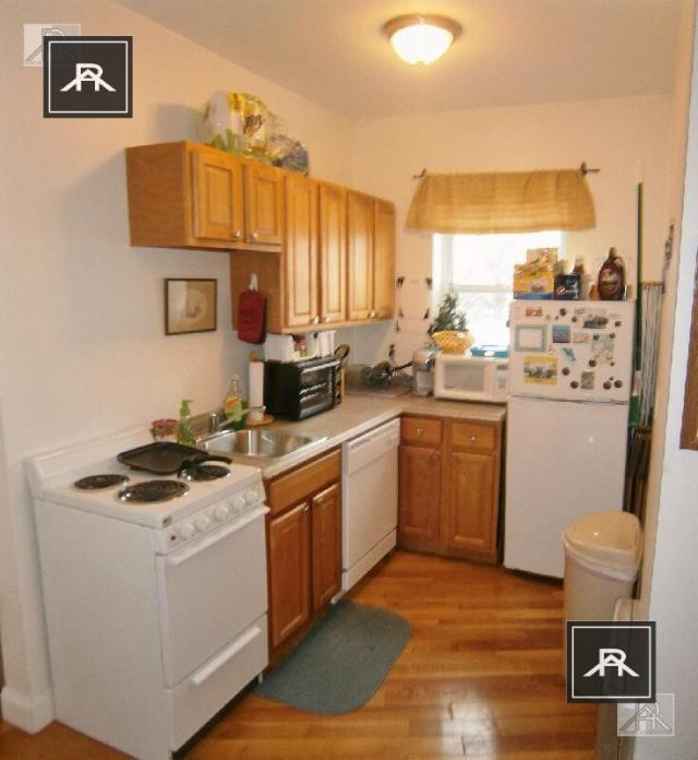 Foto principal - 1 bedroom in Brighton MA 02135