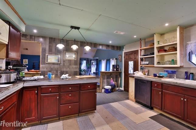 Building Photo - 4 br, 3 bath House - 2550 Marsha Circle