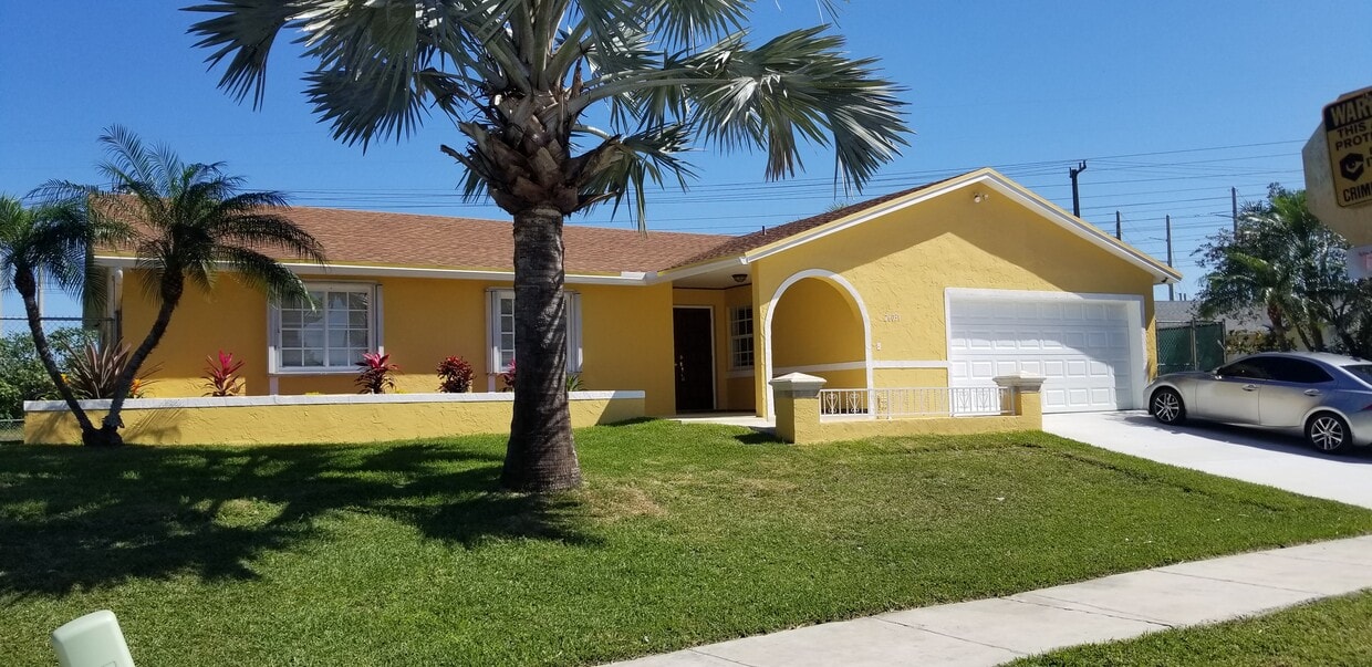Primary Photo - 26031 SW 130th Ave