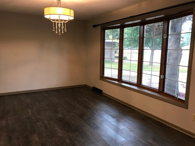 Foto del edificio - 412 Colby Ct