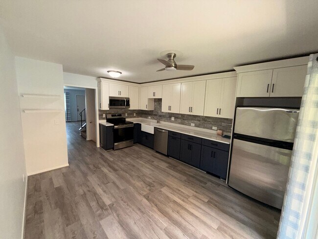 Foto del edificio - 3530/3532 Lincoln St,