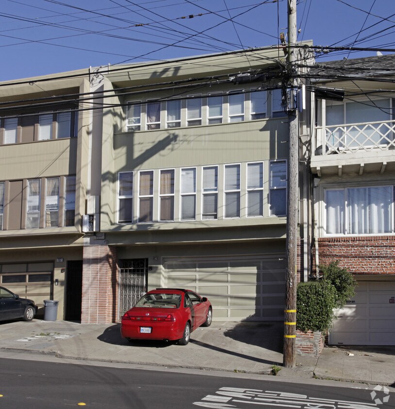 Primary Photo - 743 Hillside Blvd