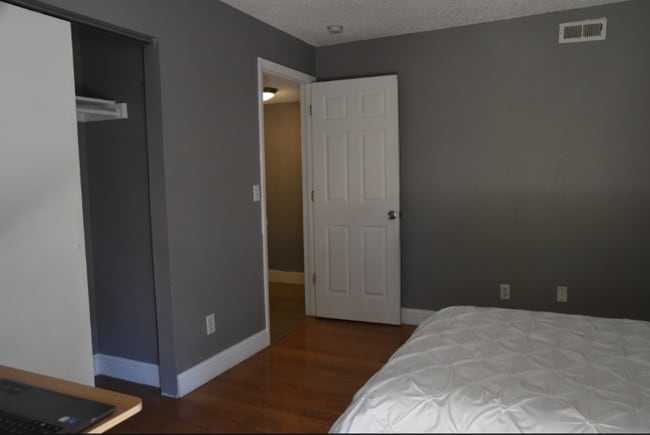 Photo - 18063 E Ohio Ave Apartment