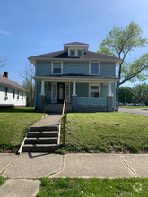 Building Photo - 345 W Johnny Lytle Ave