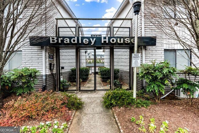 Foto del edificio - 3501 Roswell Rd NE