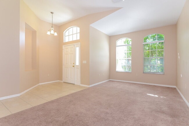 Building Photo - 4551 Mapletree Loop