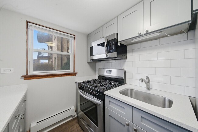 Foto del edificio - 7709 W Marwood Ave