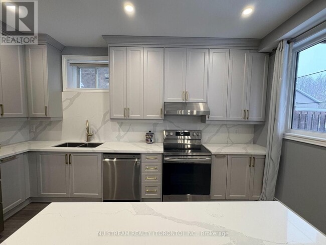 Building Photo - 45 Hurst Ave