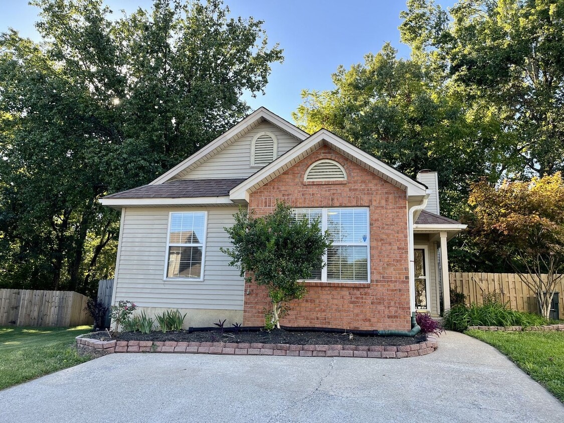 3BR/2BA Hermitage Rental Minutes from I-40... - 3BR/2BA Hermitage Rental Minutes from I-40...