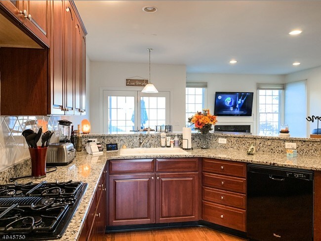 Building Photo - 86 Briar Ct