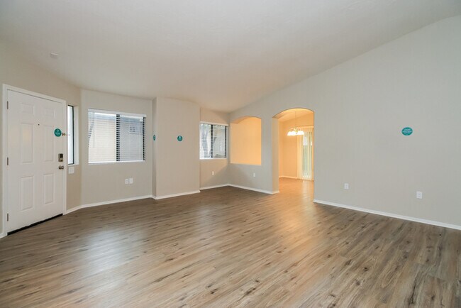 Foto del edificio - 1610 W Houchin Way