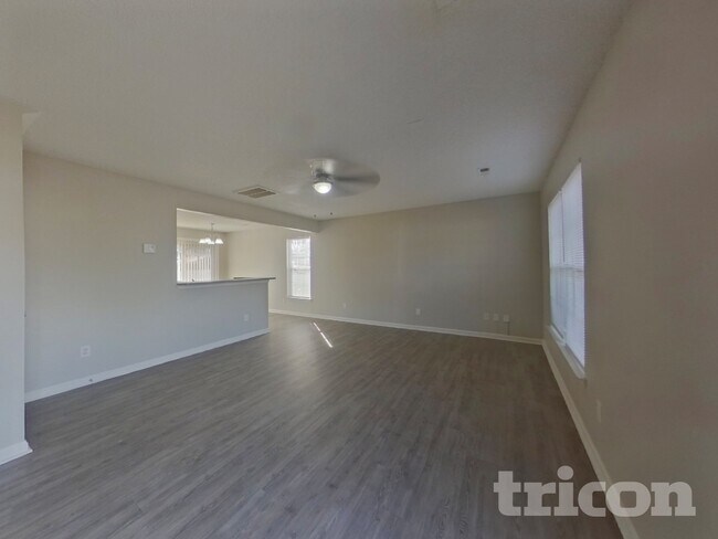 Foto del edificio - 3325 Alderknoll Ct