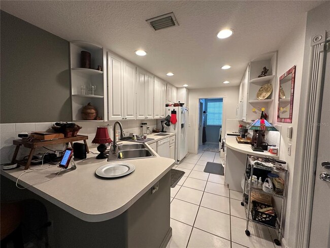 Foto del edificio - 7896 Farina Ct