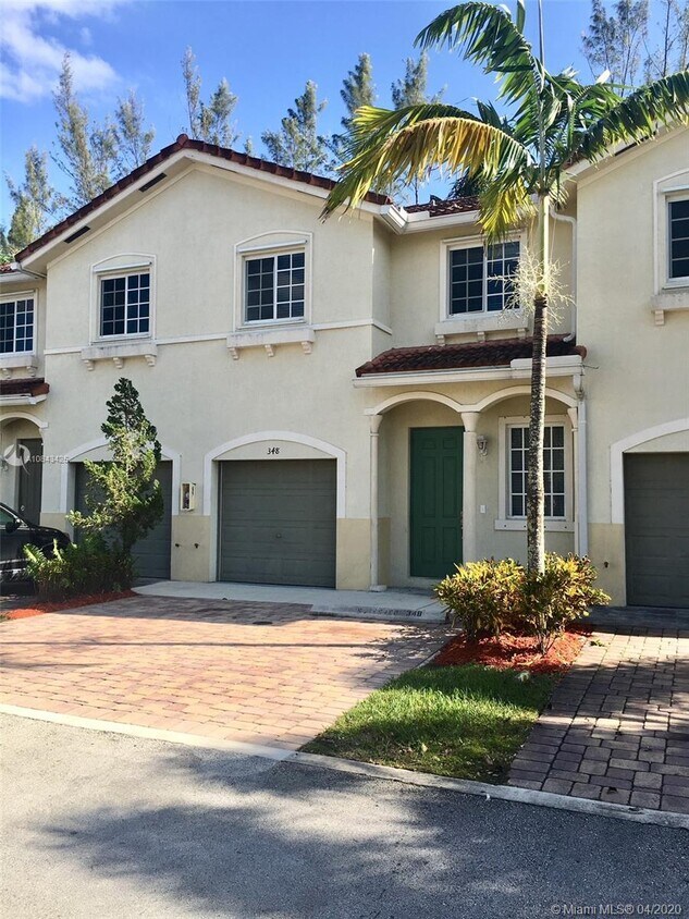 20903 NW 14th Pl, Miami Gardens, FL 33169 Townhome Rentals in Miami Gardens FL