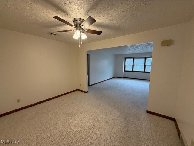 Building Photo - 52 Southwoods Ave