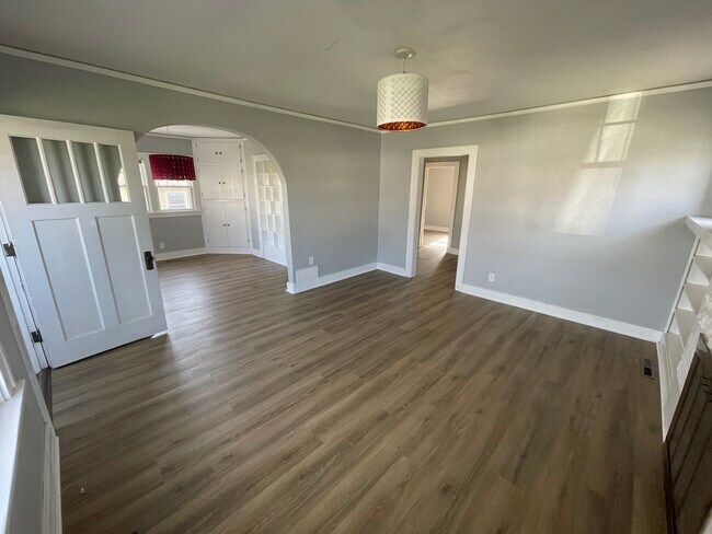 Foto del edificio - 217 Dotson Dr