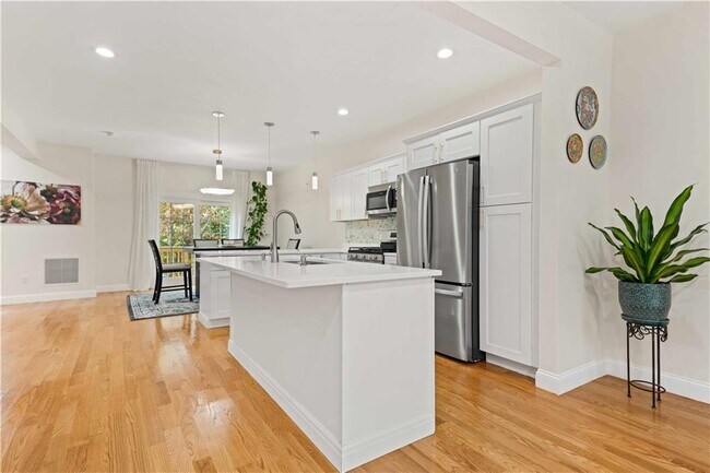 Foto del edificio - 1105 Hunting Hill Dr