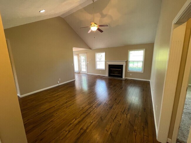 Foto del edificio - Fantastic Home in Shelbyville!