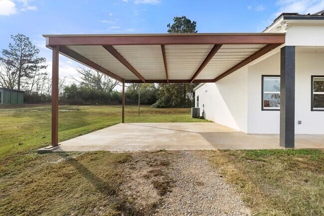 Foto del edificio - 216- 230 COUNTY ROAD 122