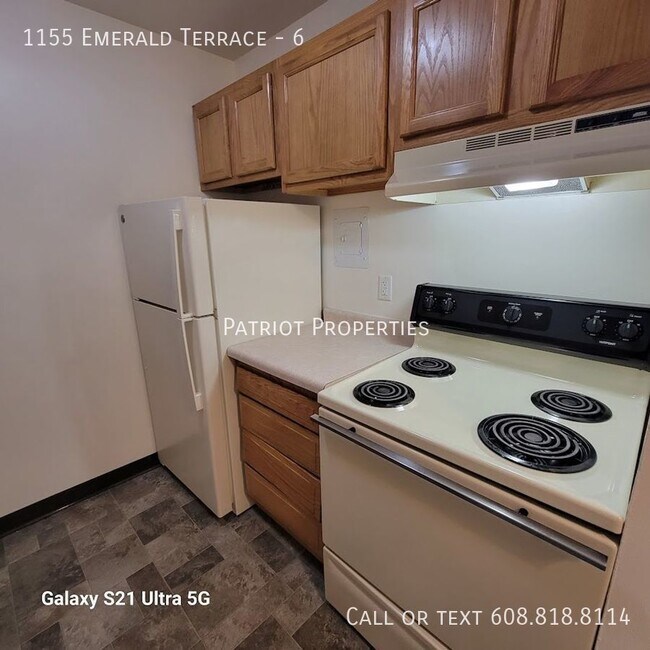 Foto del edificio - 2 bedroom/ 1 bath apartment in Sun Prairie...
