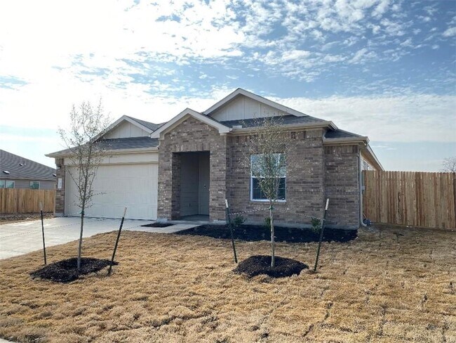 Foto del edificio - 215 Chickasaw Ln