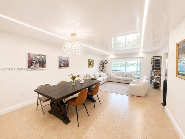Foto del edificio - 13701 SW 12th St