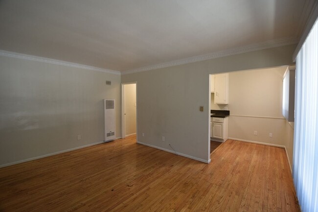 Building Photo - 1422 Gordon St