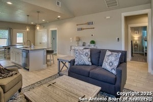 Building Photo - 1247 Green Hill Dr