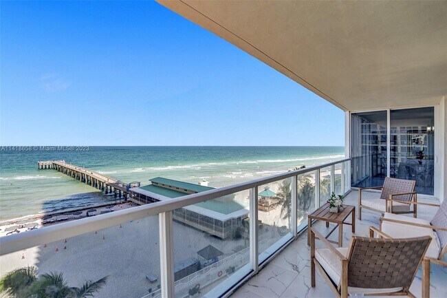 Foto del edificio - 16699 Collins Ave