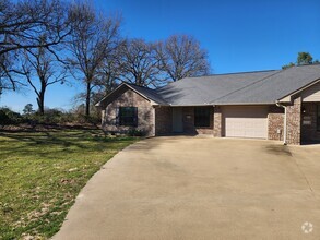 Building Photo - 13394 Country Meadow Ln