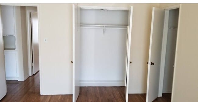 Foto del edificio - 404 N Palm Dr