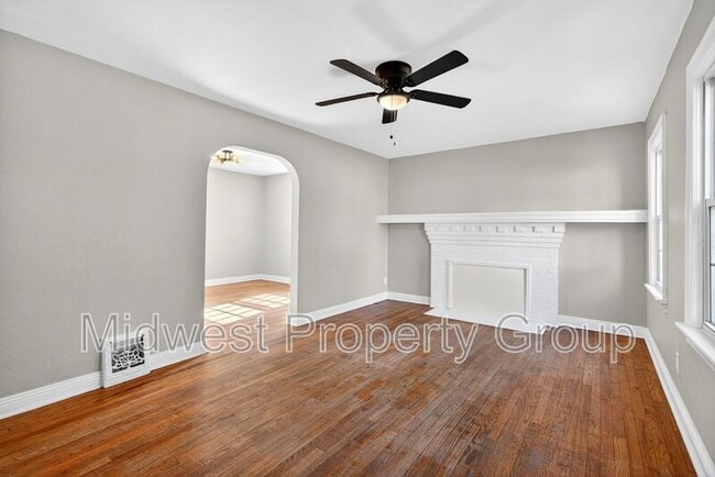 Foto del edificio - 46 N Harvey Ave