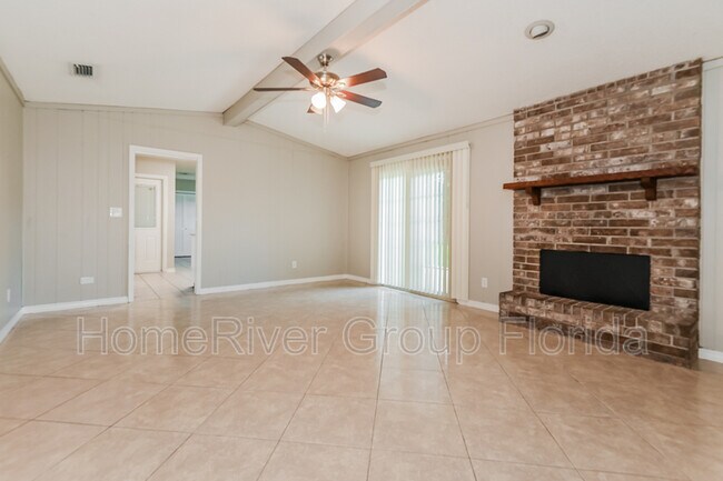Building Photo - 556 Gulfstream Trail W