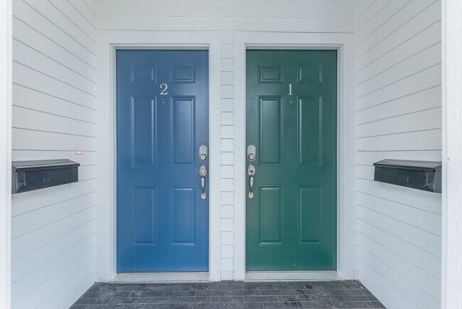 Front Doors - 14 Prospect St