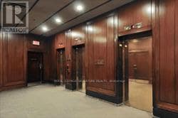 Building Photo - 65 Harbour Square