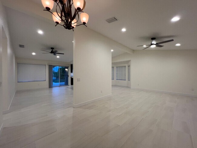 Foto del edificio - Gorgeous 3 bedrooms, 2 baths in highly desired North La Quinta