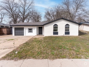 Building Photo - 1205 Marlee Ln