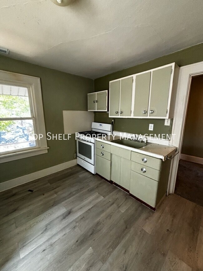 Foto del edificio - 1826 6th Ave