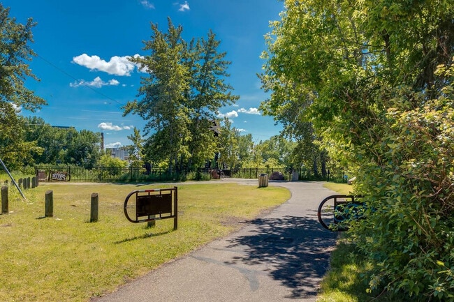 Building Photo - Riverfront Estates