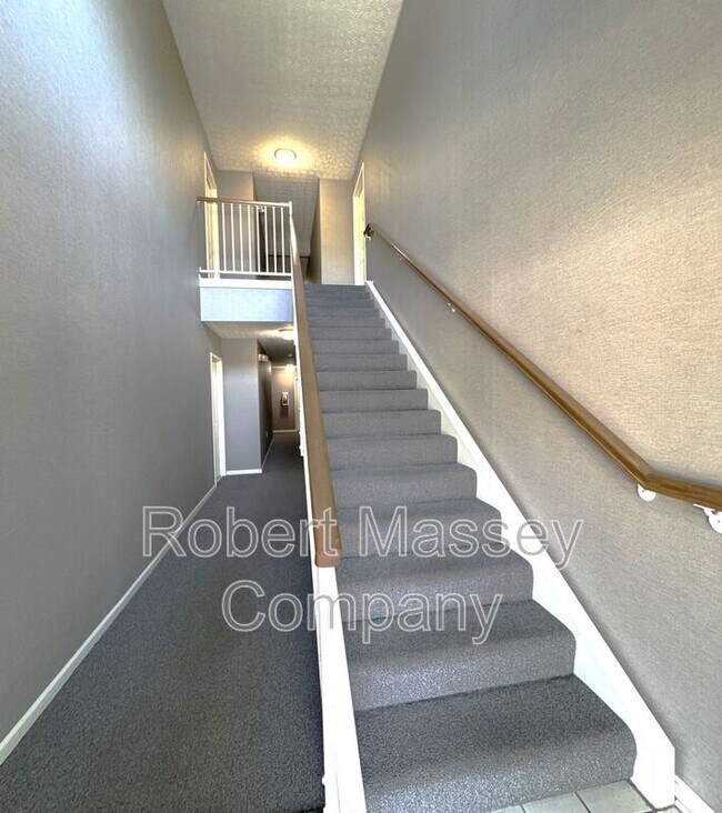 Foto del edificio - 5301 Pacer Ln