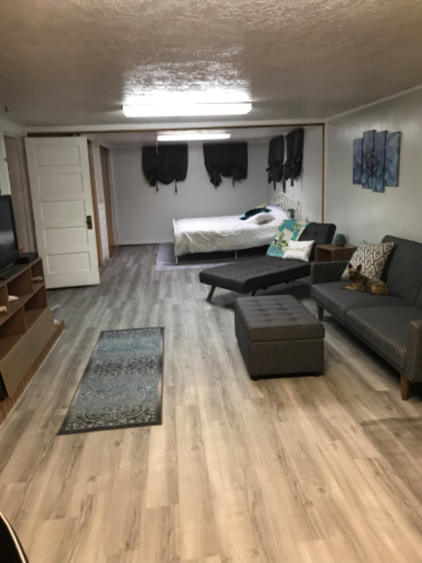 Building Photo - 264 S 300 W