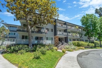 Building Photo - 12035 Beverly Blvd