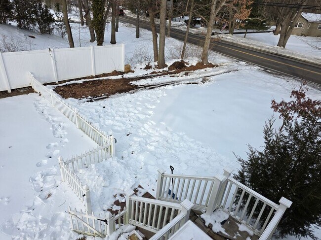 Foto del edificio - 140 Lake Ave S